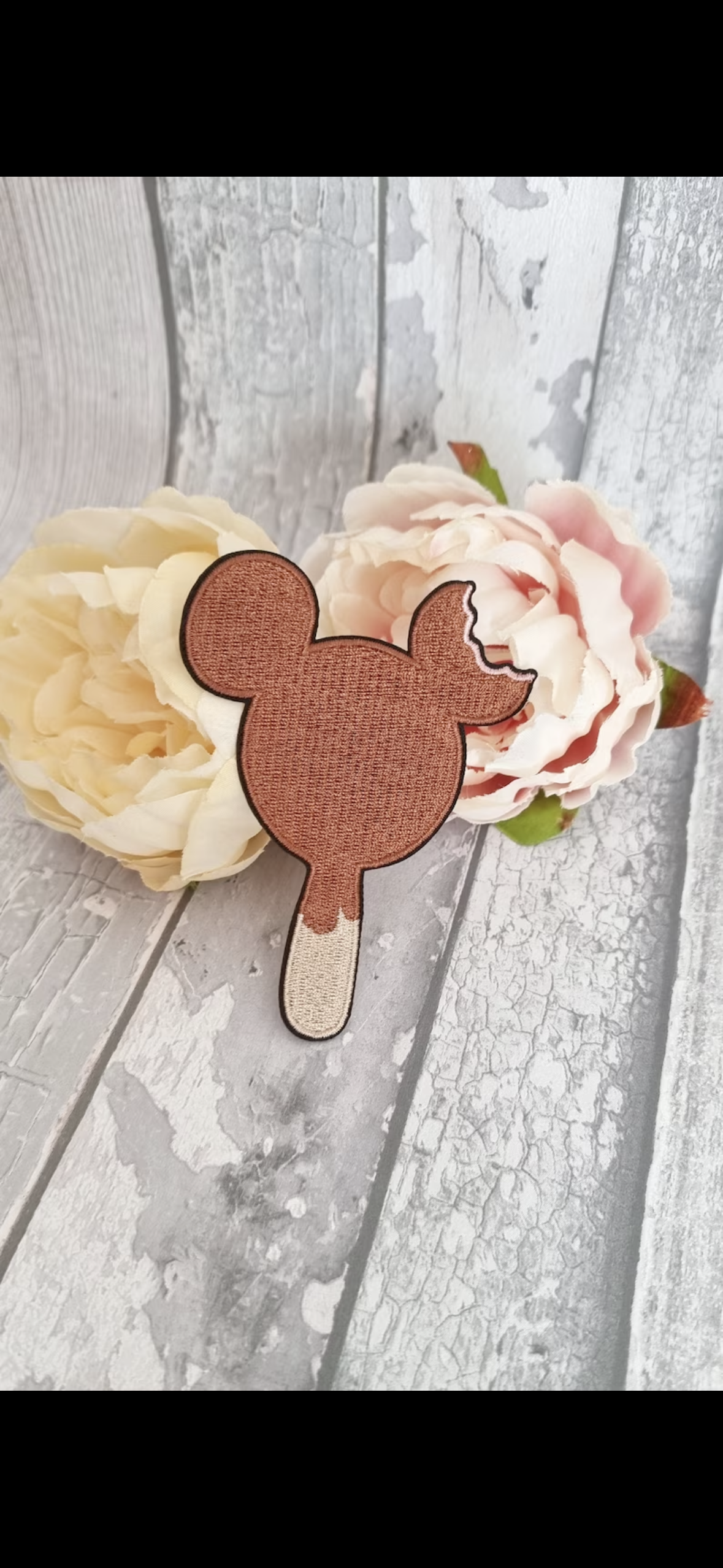 Mini Mouse Chocolate Lolly