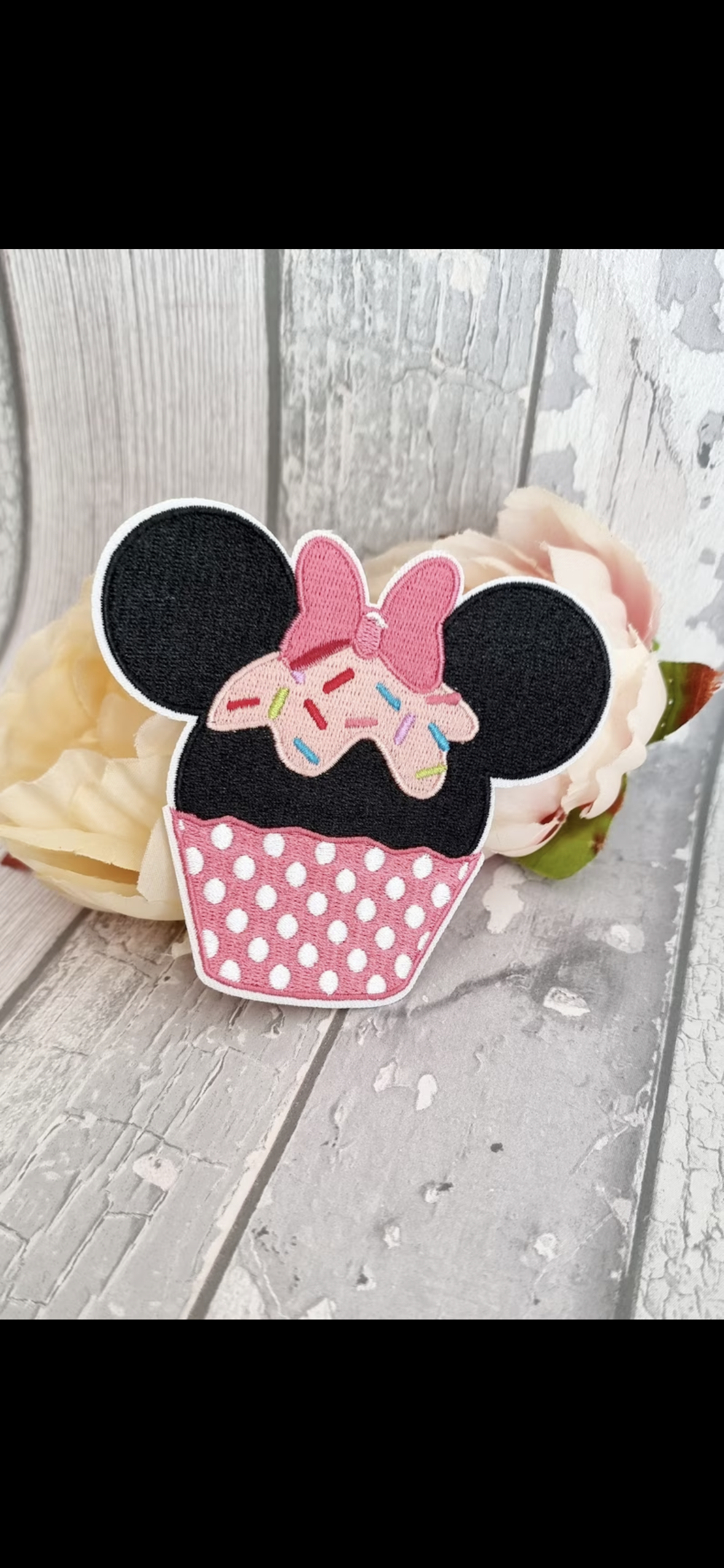 Minnie Cup Cake